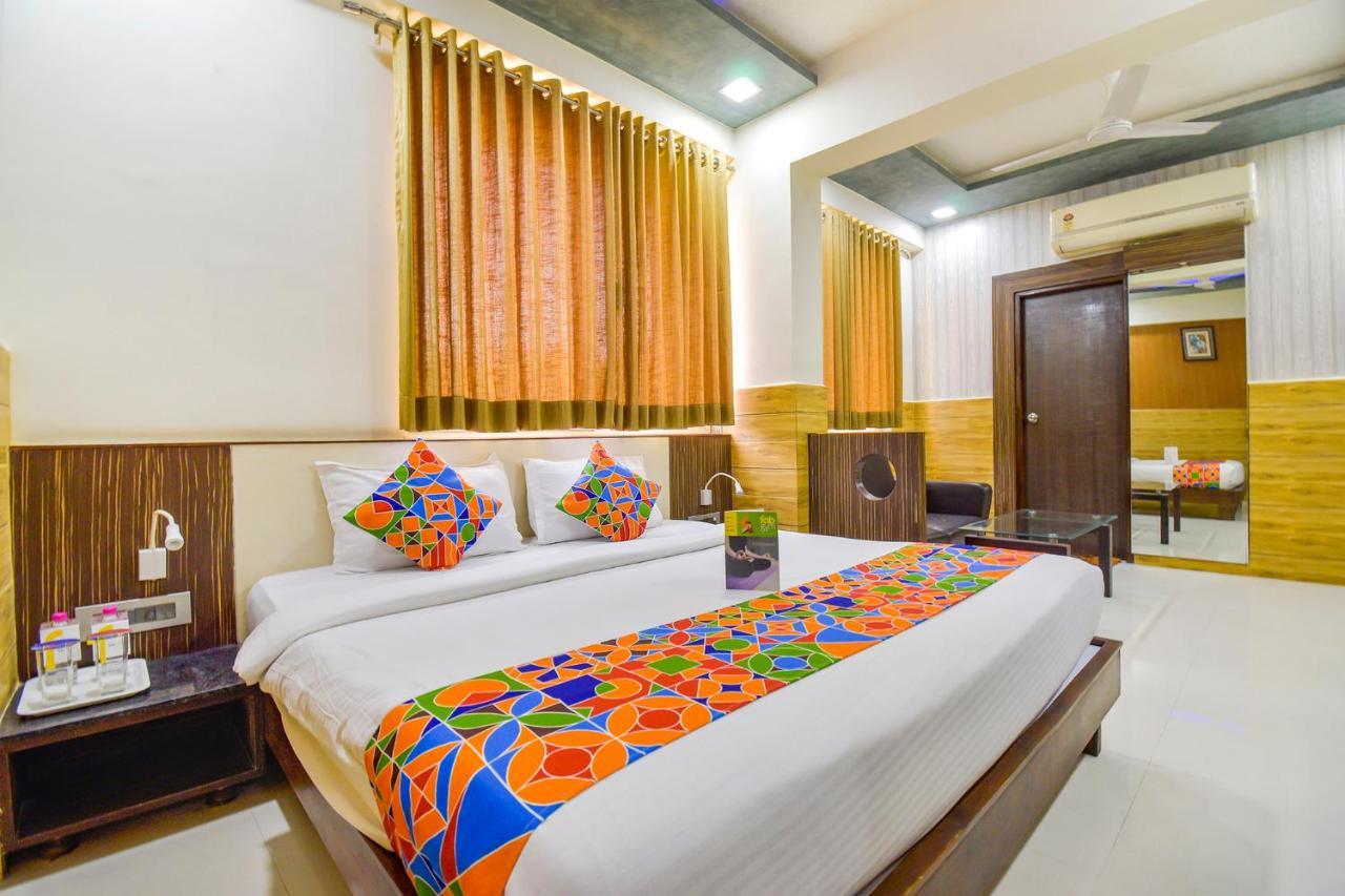 Fabhotel Kohinoor Plaza Ahmedabad Esterno foto
