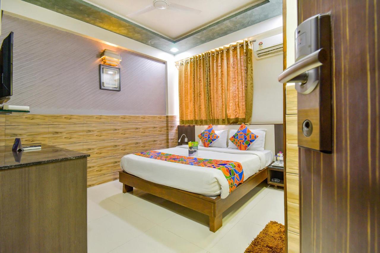 Fabhotel Kohinoor Plaza Ahmedabad Esterno foto